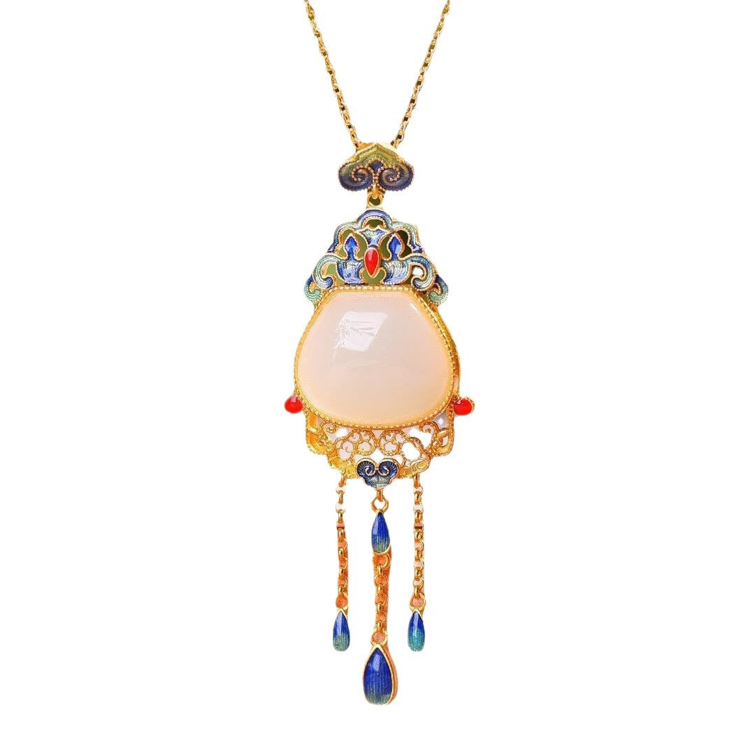 Elegant Gold Necklace for Every Occasion