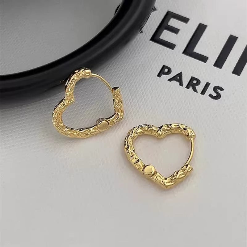 Classic Earring with Timeless Appeal