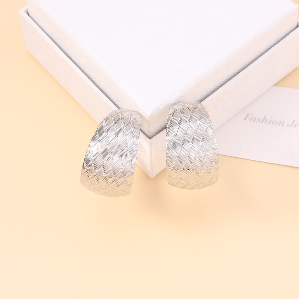 Classic Earring with Timeless Appeal