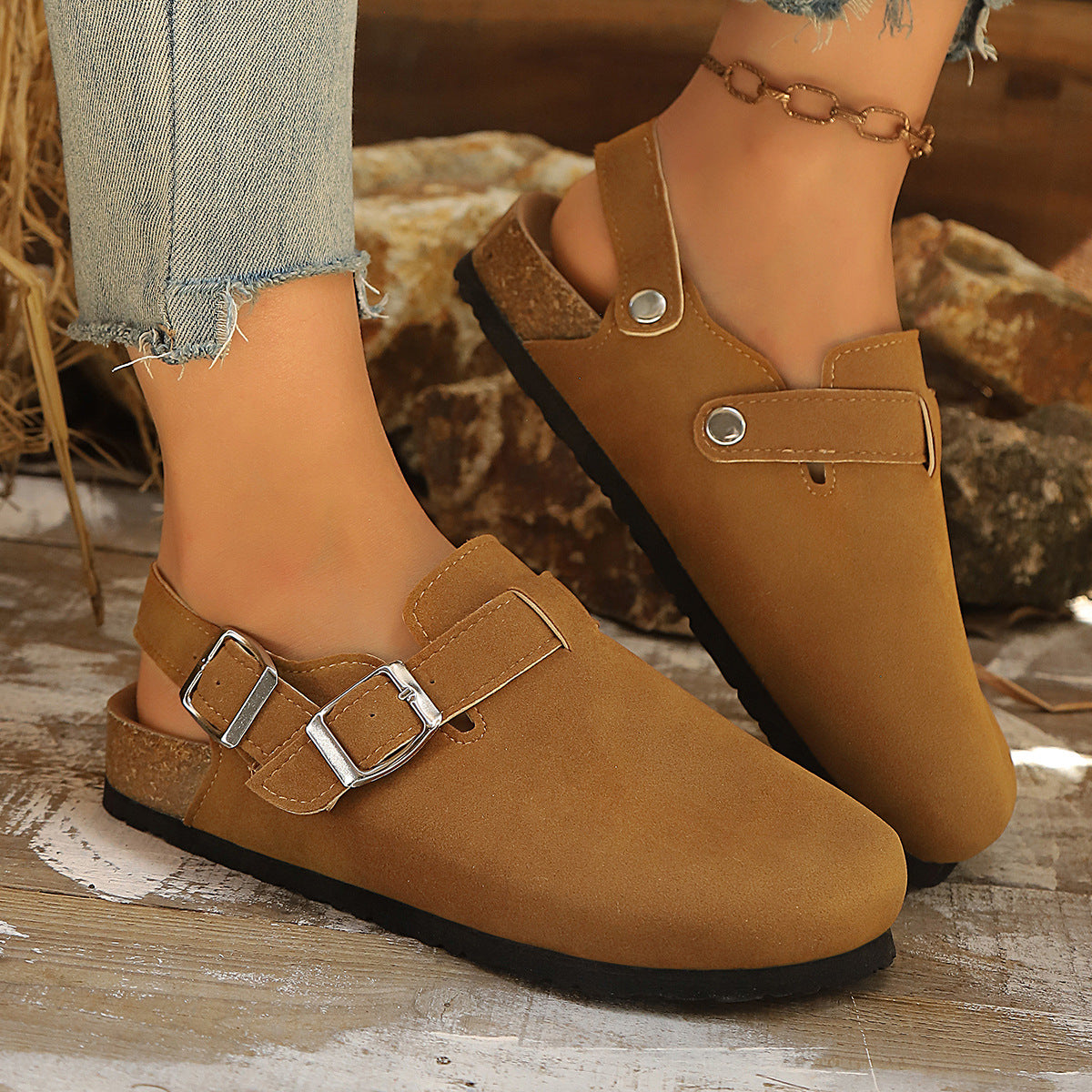 Graceful Orthopedic Shoes for Modern Look
