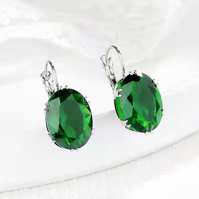 Elegant Earring for Every Occasion