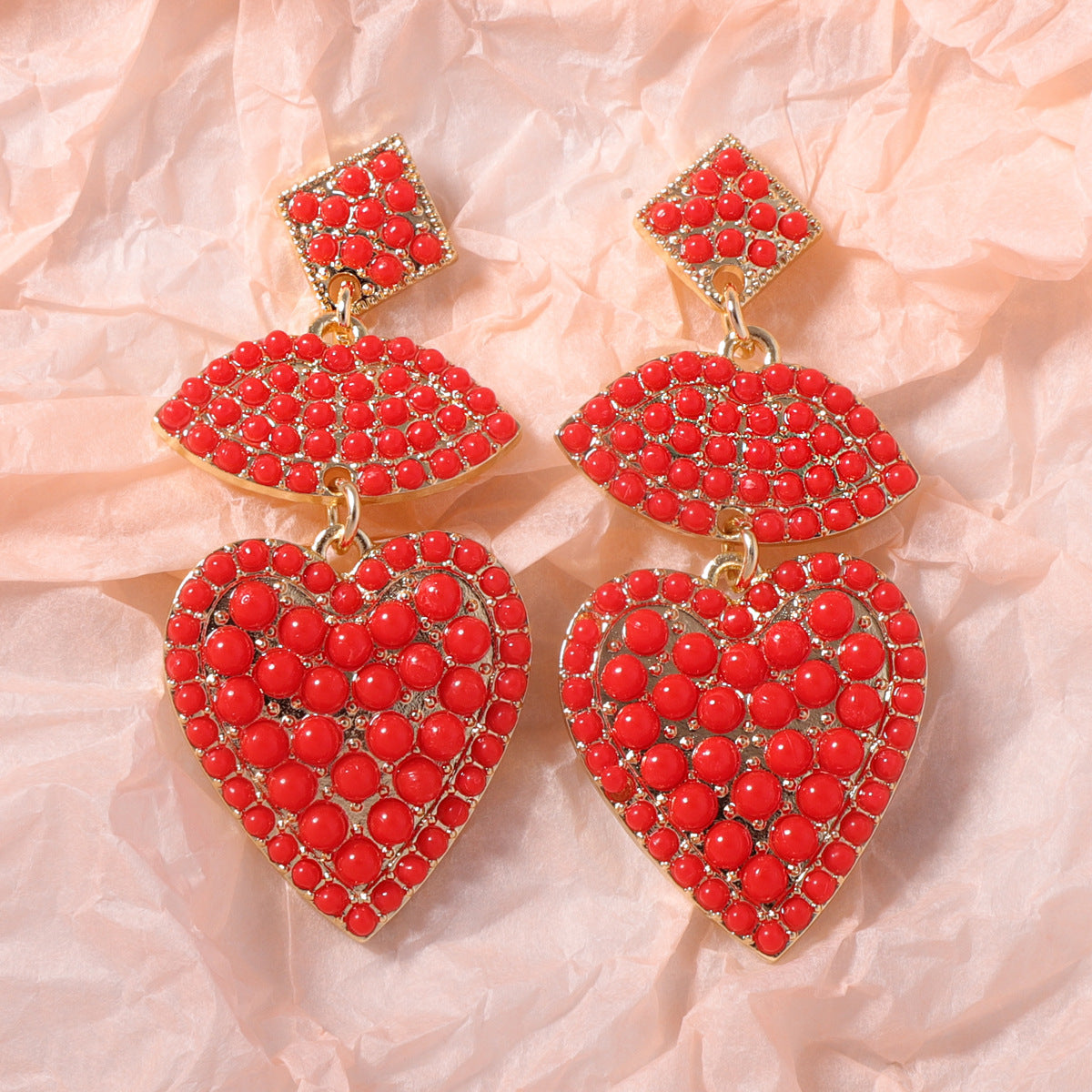 Charming Earring for Any Occasion
