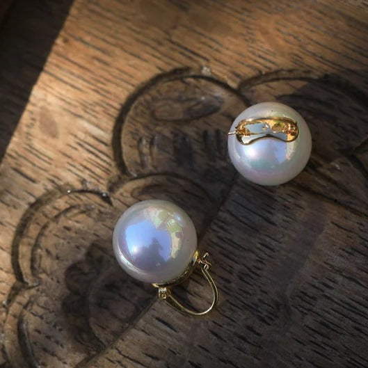 Romantic Earring for Special Moments