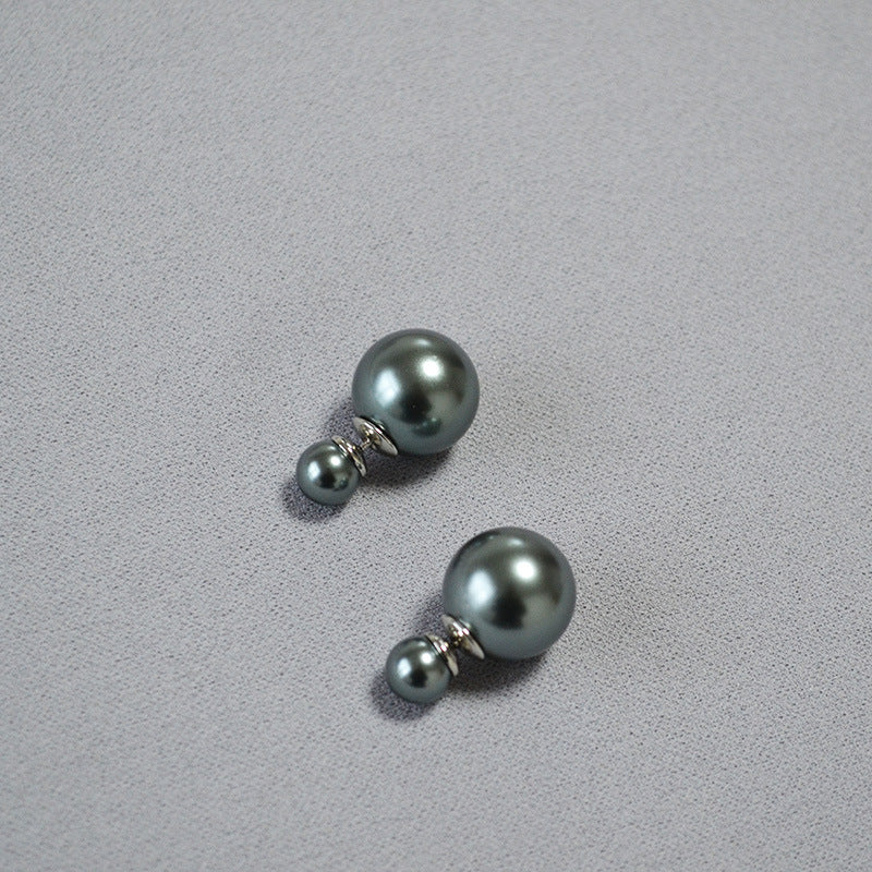 Beautiful Silver Earring with Unique Style