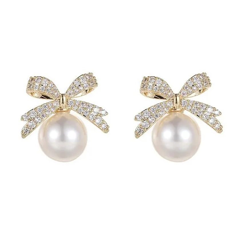 Beautiful Pearl Earring with Unique Style