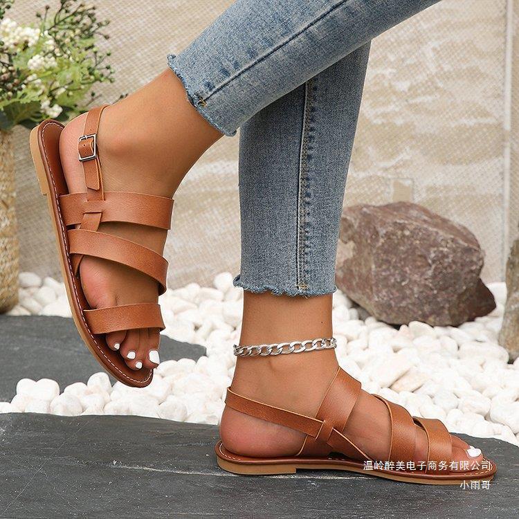 Chic Orthopedic Sandals with Unique Design