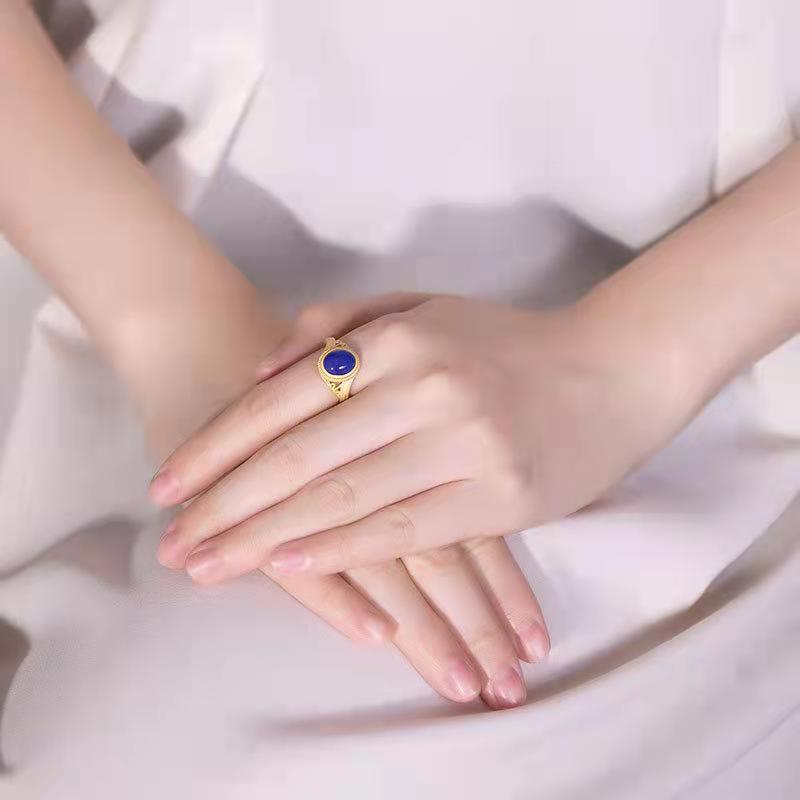 Charming Silver Ring for Any Occasion
