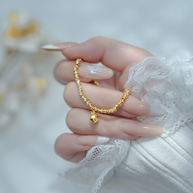 Charming Gold Bracelet for Any Occasion