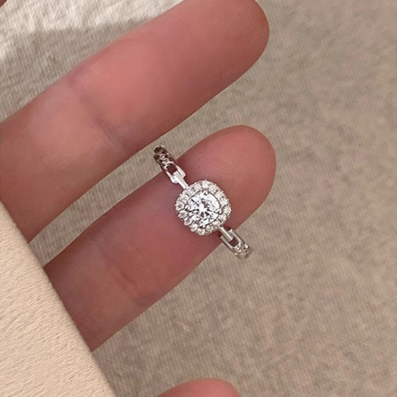 Beautiful Ring with Unique Style