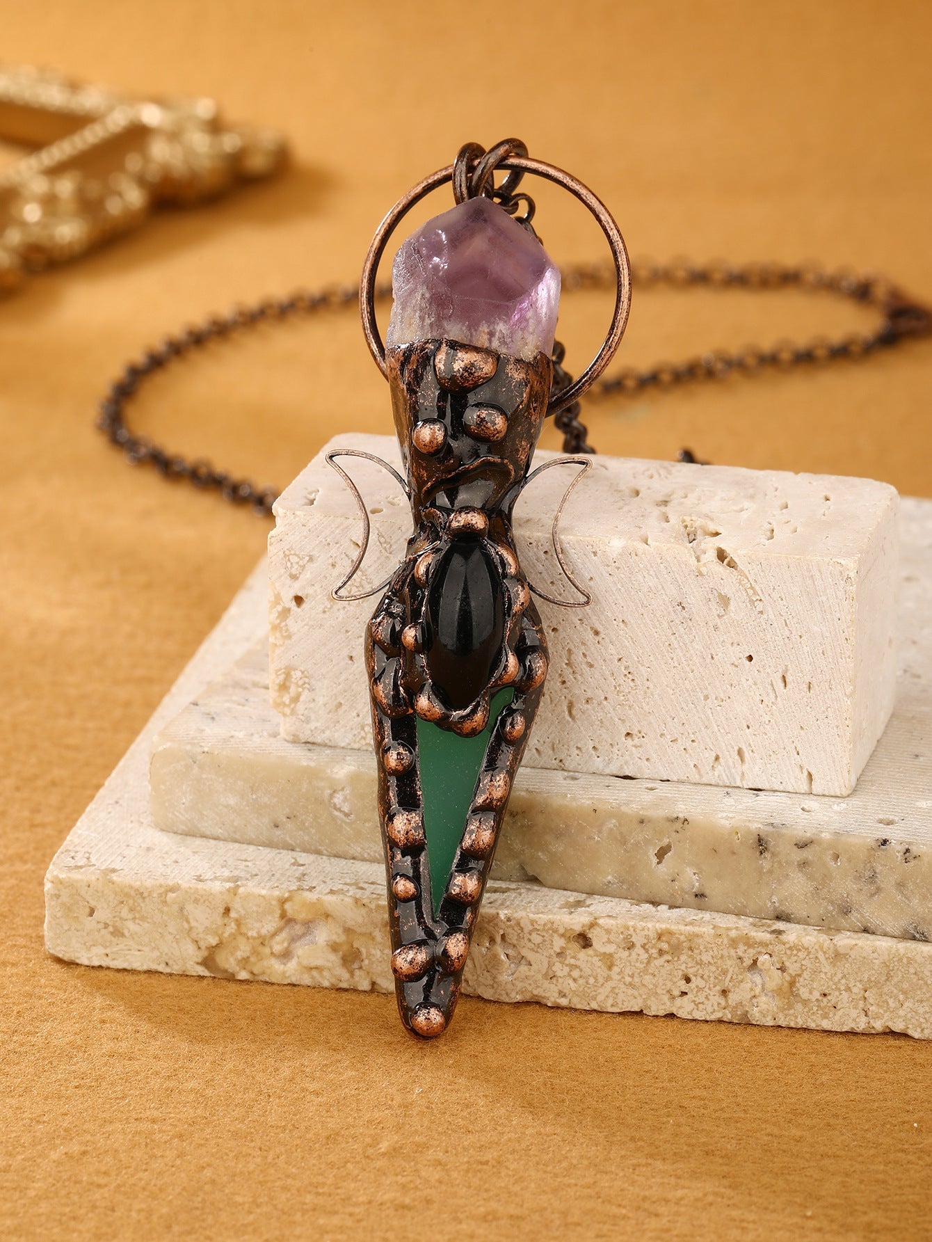 Stunning Necklace for Daily Wear