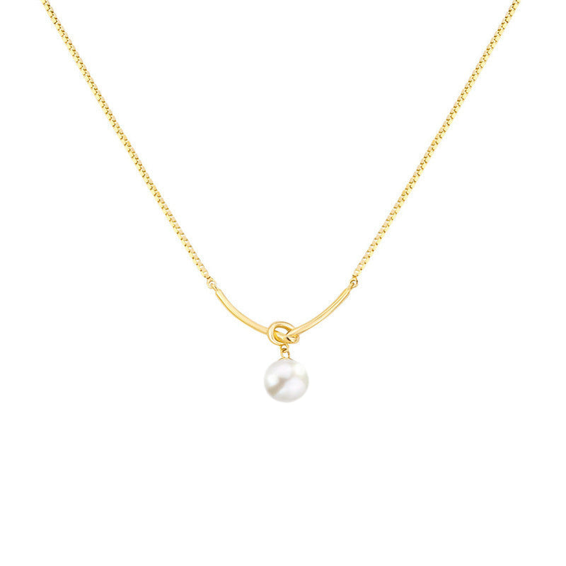 Beautiful Pearl Necklace with Unique Style