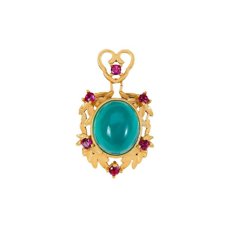 Charming Silver Pendant for Any Occasion