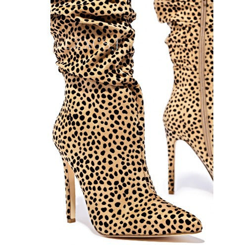 Graceful Orthopedic Boots for Modern Look
