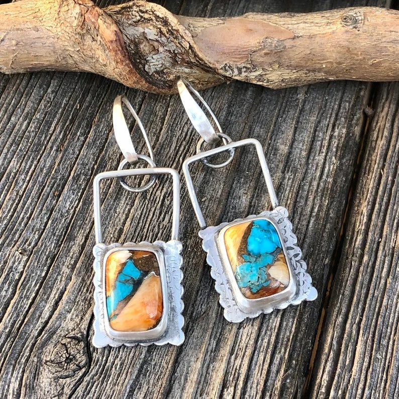 Elegant Silver Earring for Every Occasion