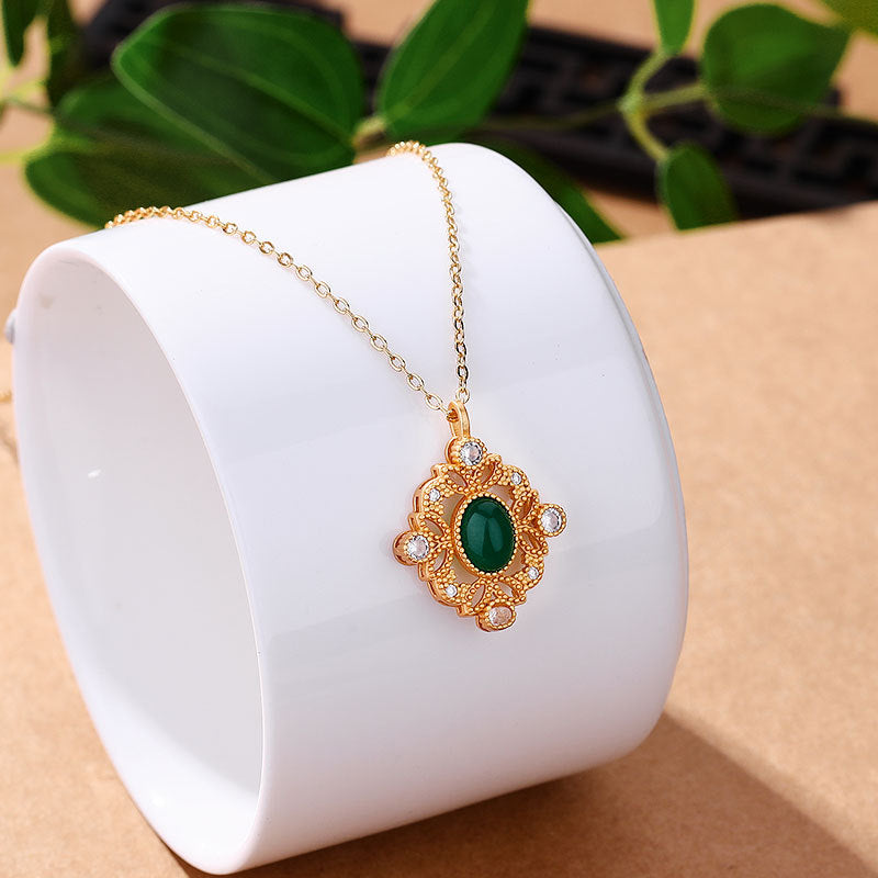 Stunning Gold Necklace for Daily Wear