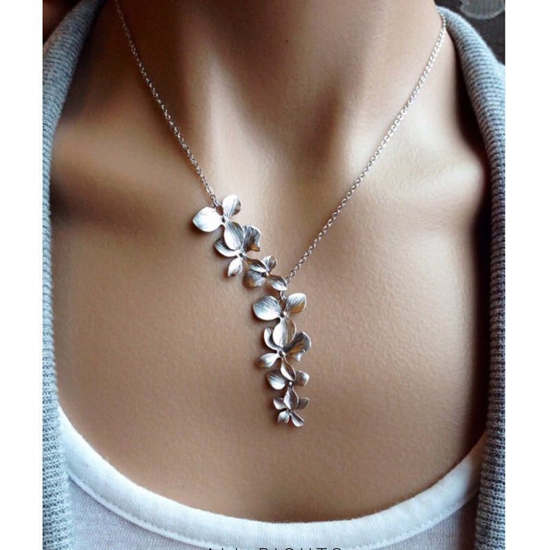 Classic Silver Set with Timeless Appeal