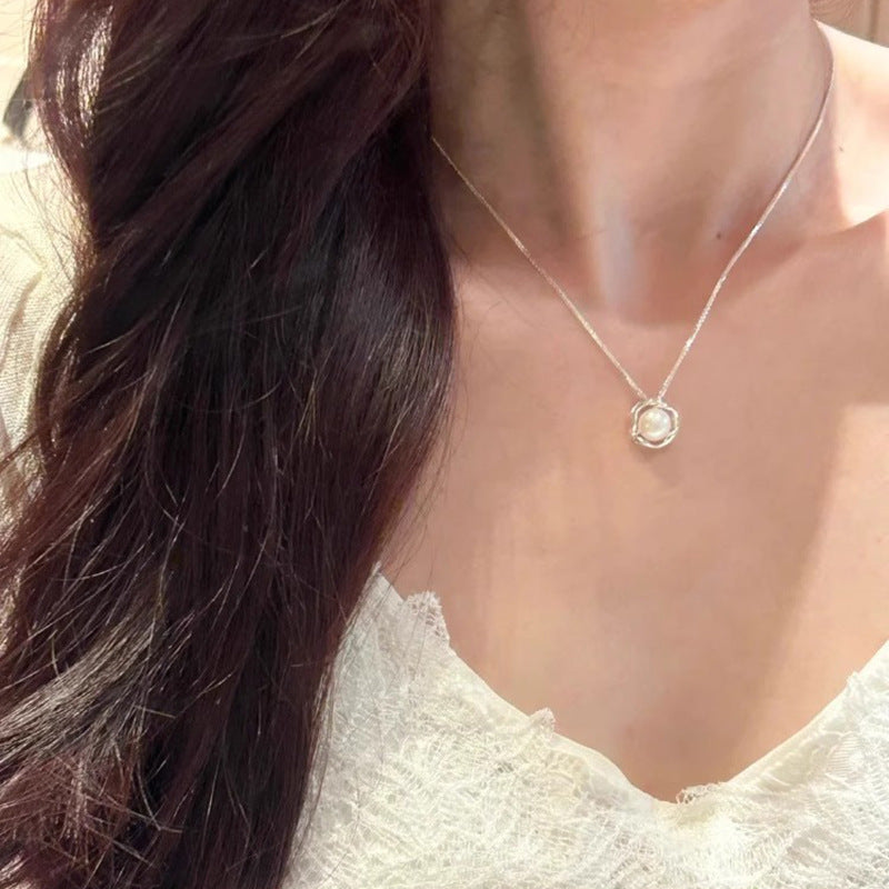 Charming Pearl Necklace for Any Occasion