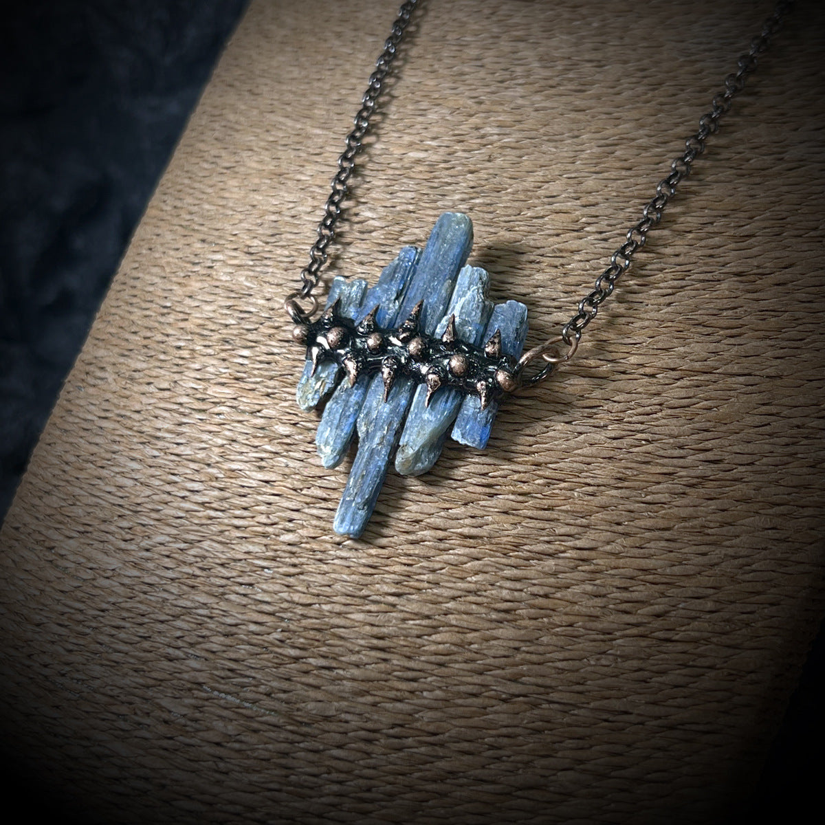 Stunning Necklace for Daily Wear
