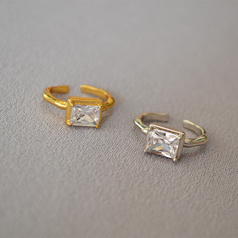 Stunning Gold Ring for Daily Wear