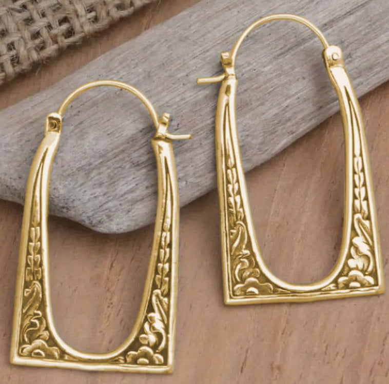 Elegant Earring for Every Occasion
