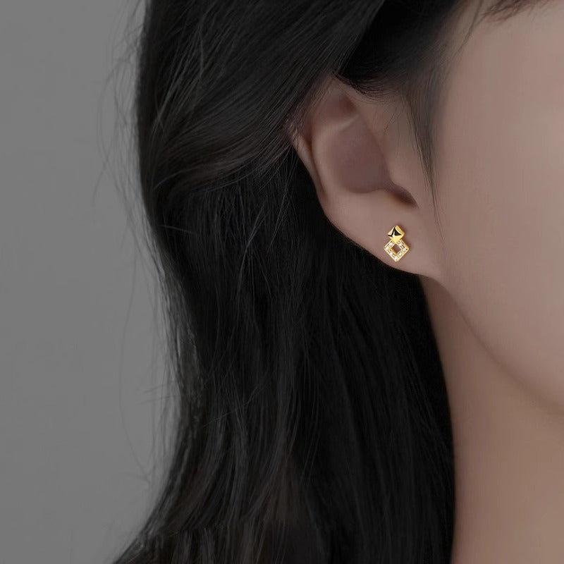 Romantic Earring for Special Moments