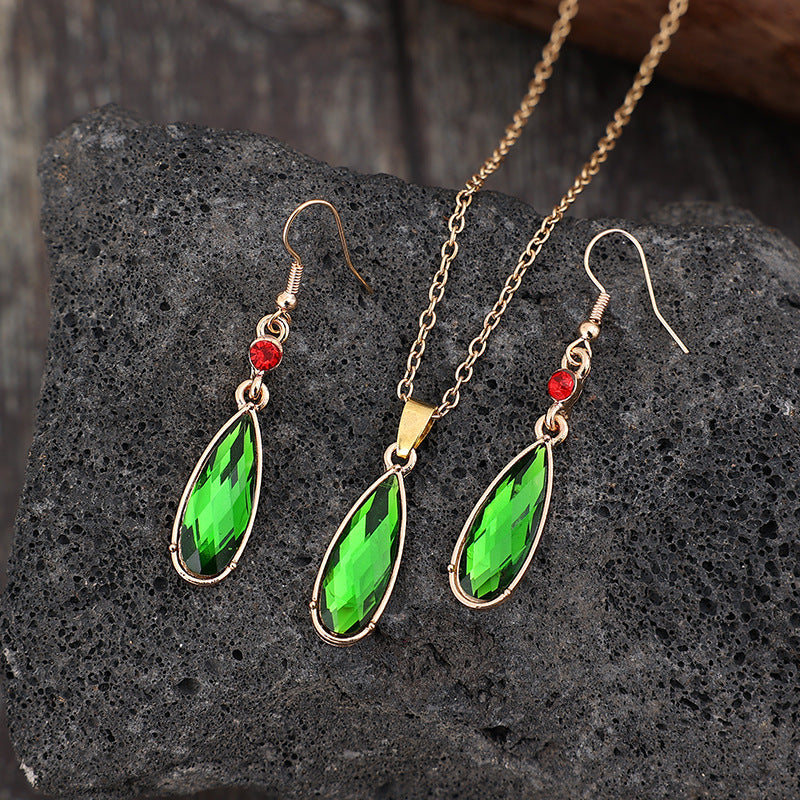 Stunning Necklace for Daily Wear