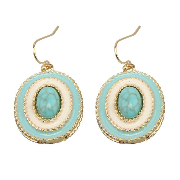Classic Earring with Timeless Appeal