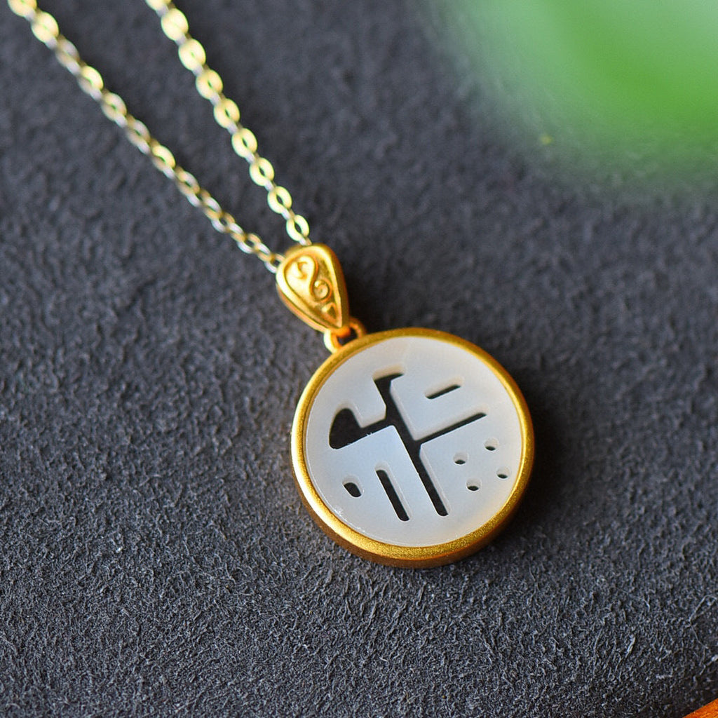 Stunning Gold Necklace for Daily Wear