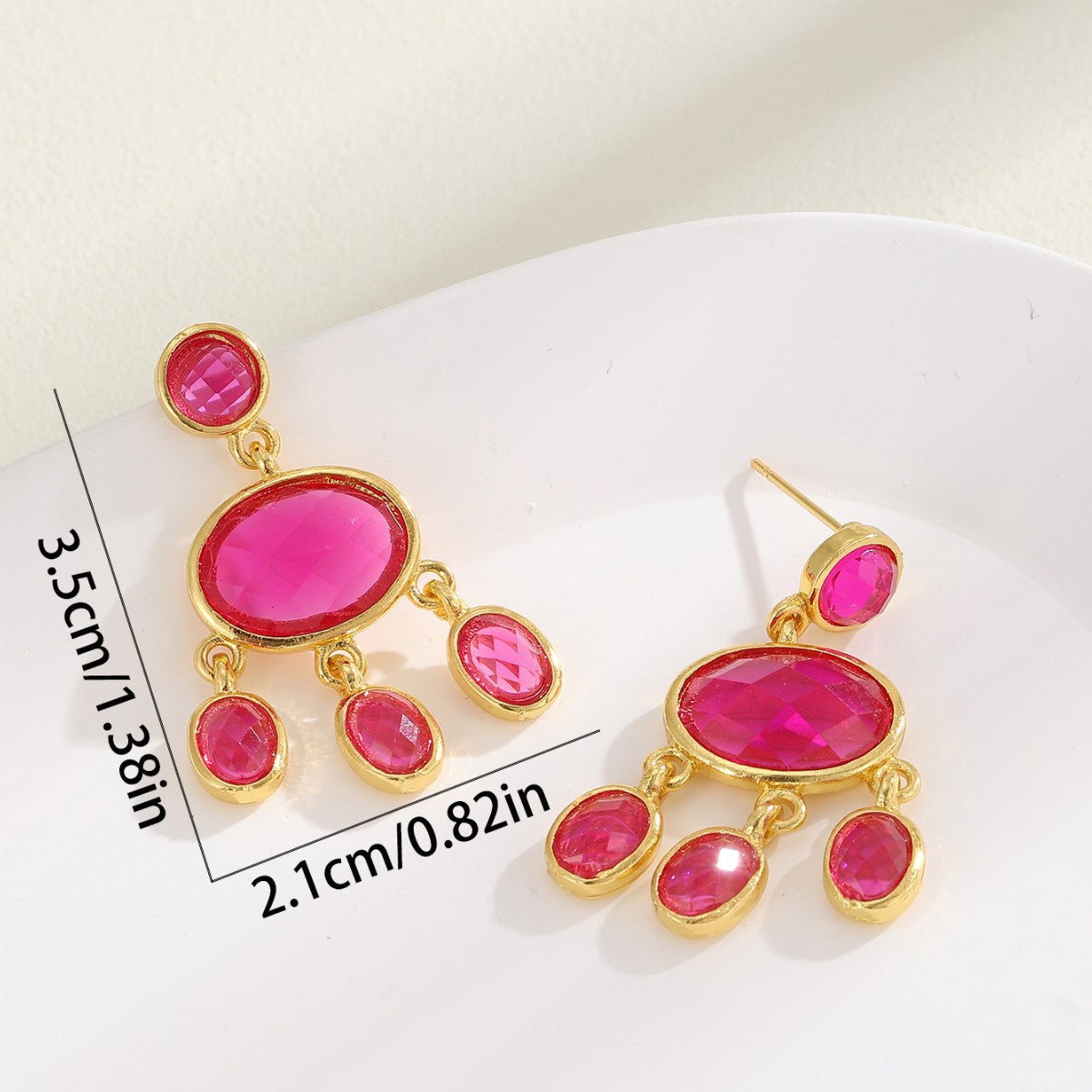 Charming Earring for Any Occasion