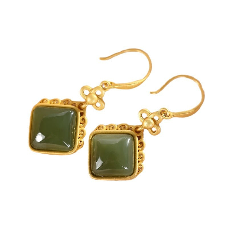 Beautiful Gold Earring with Unique Style