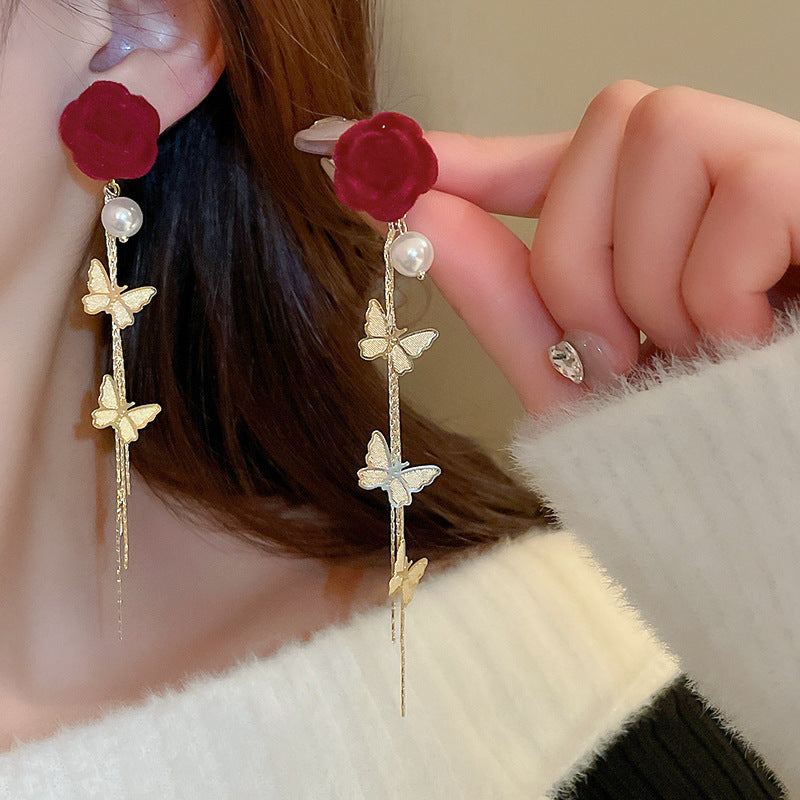 Stunning Pearl Earring for Daily Wear
