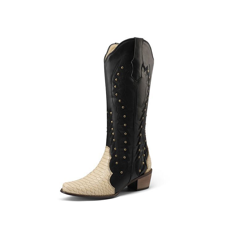Graceful Orthopedic Boots for Modern Look