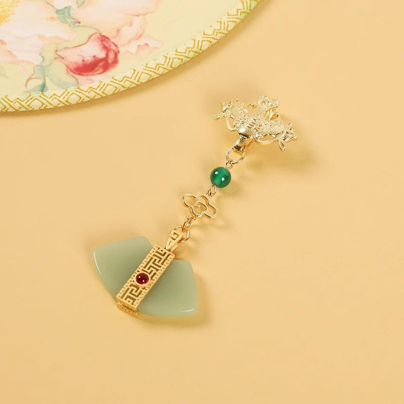 Classic Pendant with Timeless Appeal