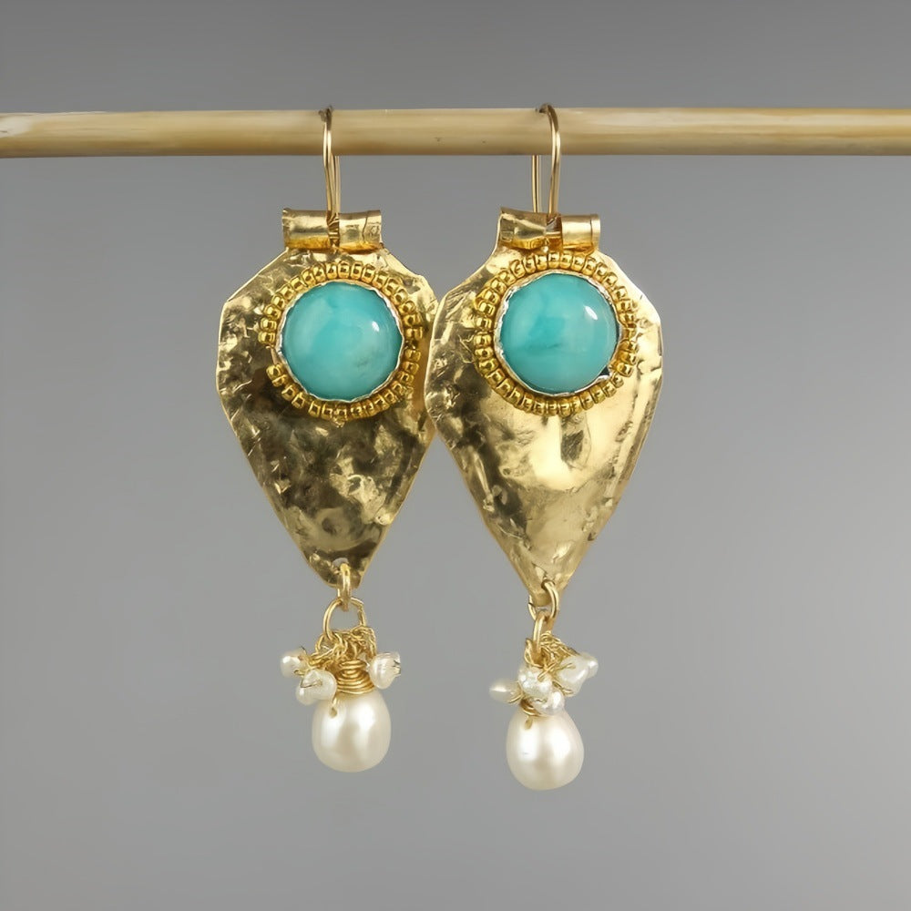 Classic Earring with Timeless Appeal