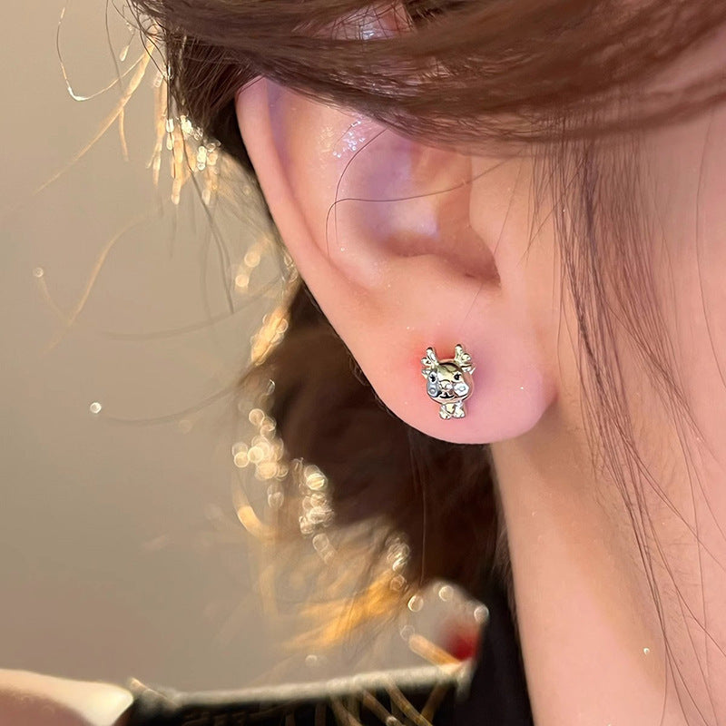 Stunning Earring for Daily Wear