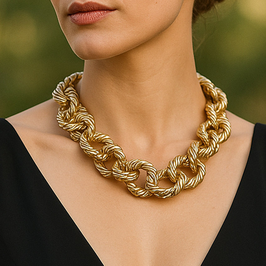 Romantic Necklace for Special Moments