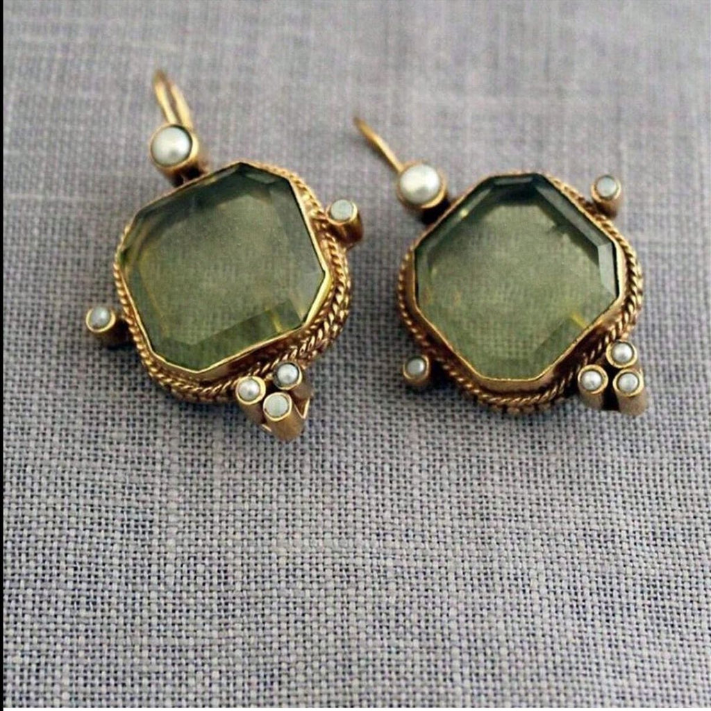 Elegant Earring for Every Occasion