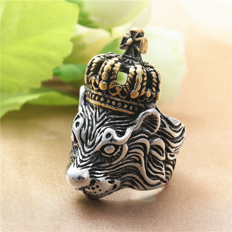 Classic Ring with Timeless Appeal
