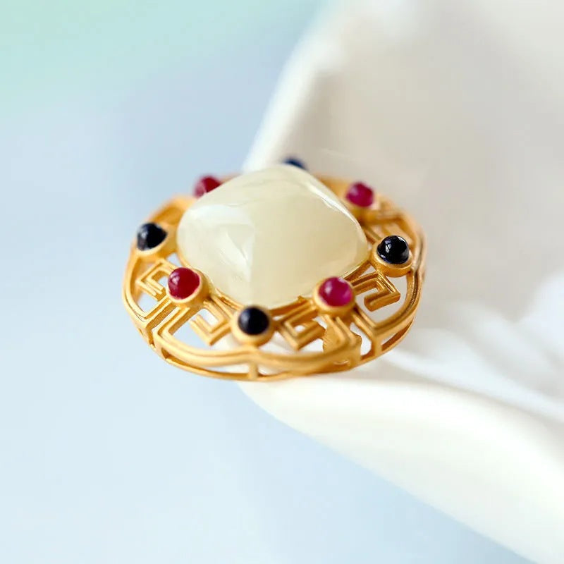 Charming Piece for Any Occasion