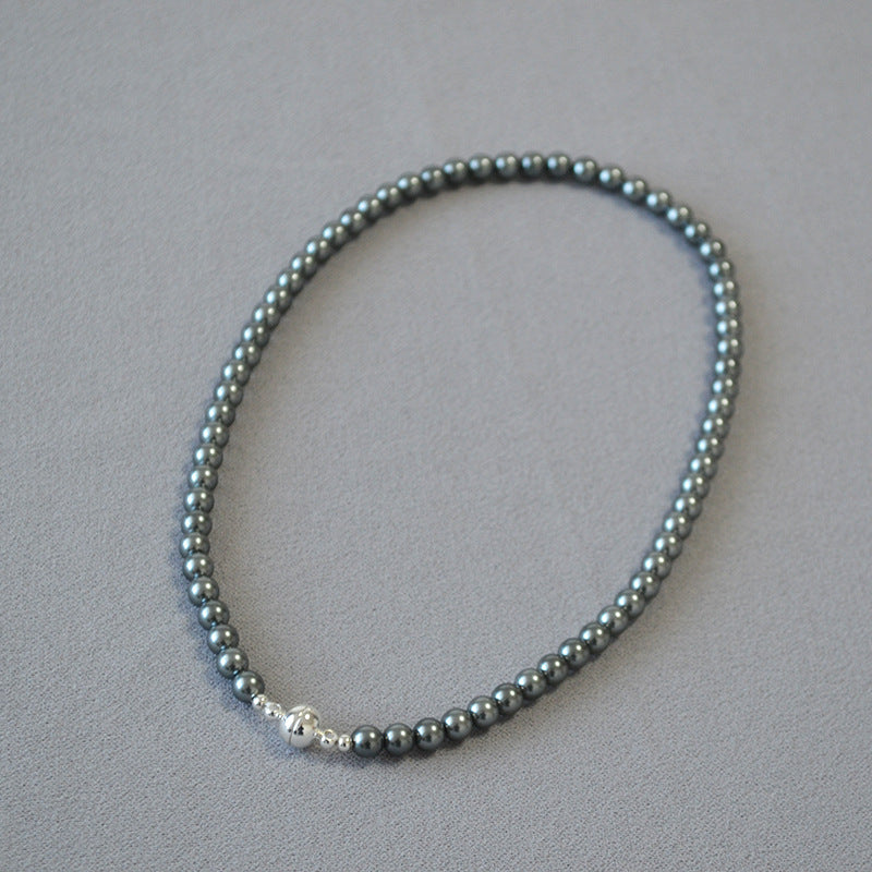 Classic Pearl Necklace with Timeless Appeal