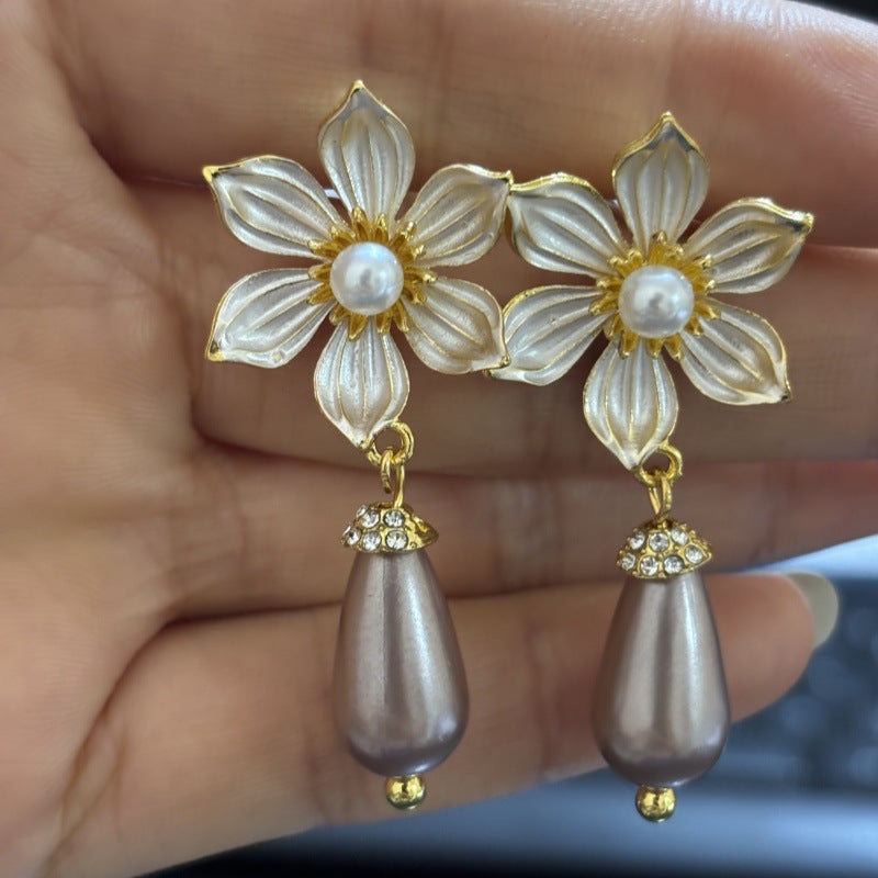 Elegant Earring for Every Occasion