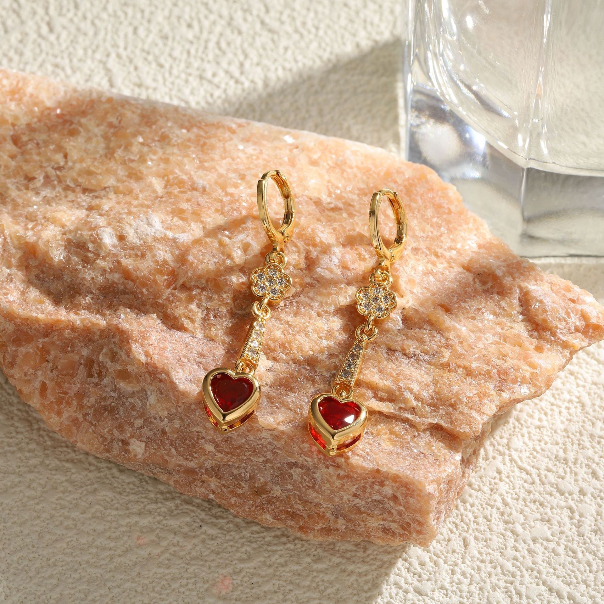 Charming Earring for Any Occasion