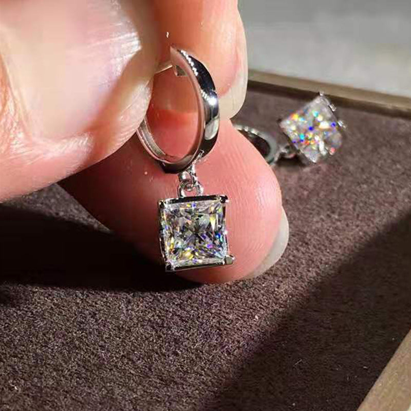 Elegant Earring for Every Occasion