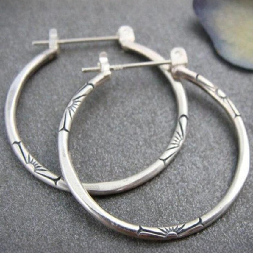 Vintage Handmade Silver Earring