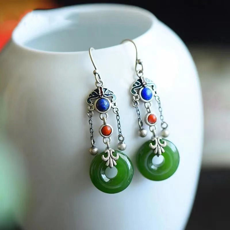 Elegant Silver Earring for Every Occasion