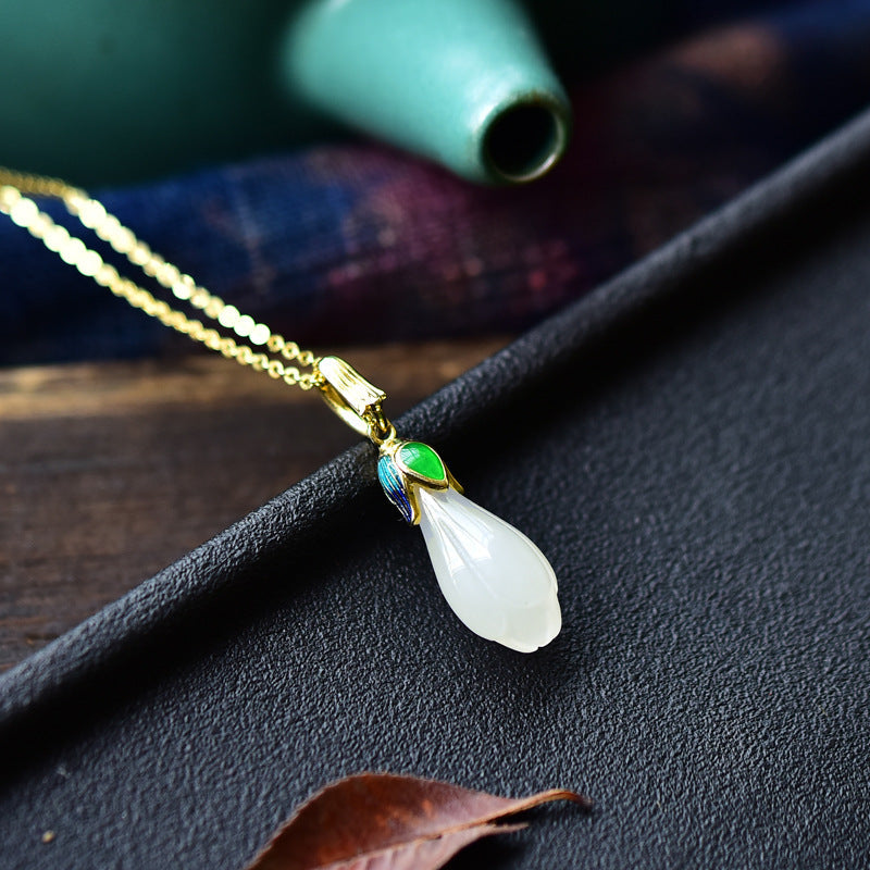 Elegant Silver Necklace for Every Occasion