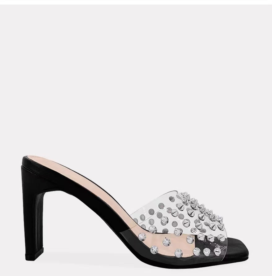 Chic Orthopedic Sandals with Unique Design