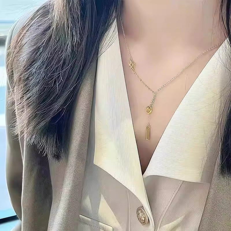 Charming Gold Necklace for Any Occasion