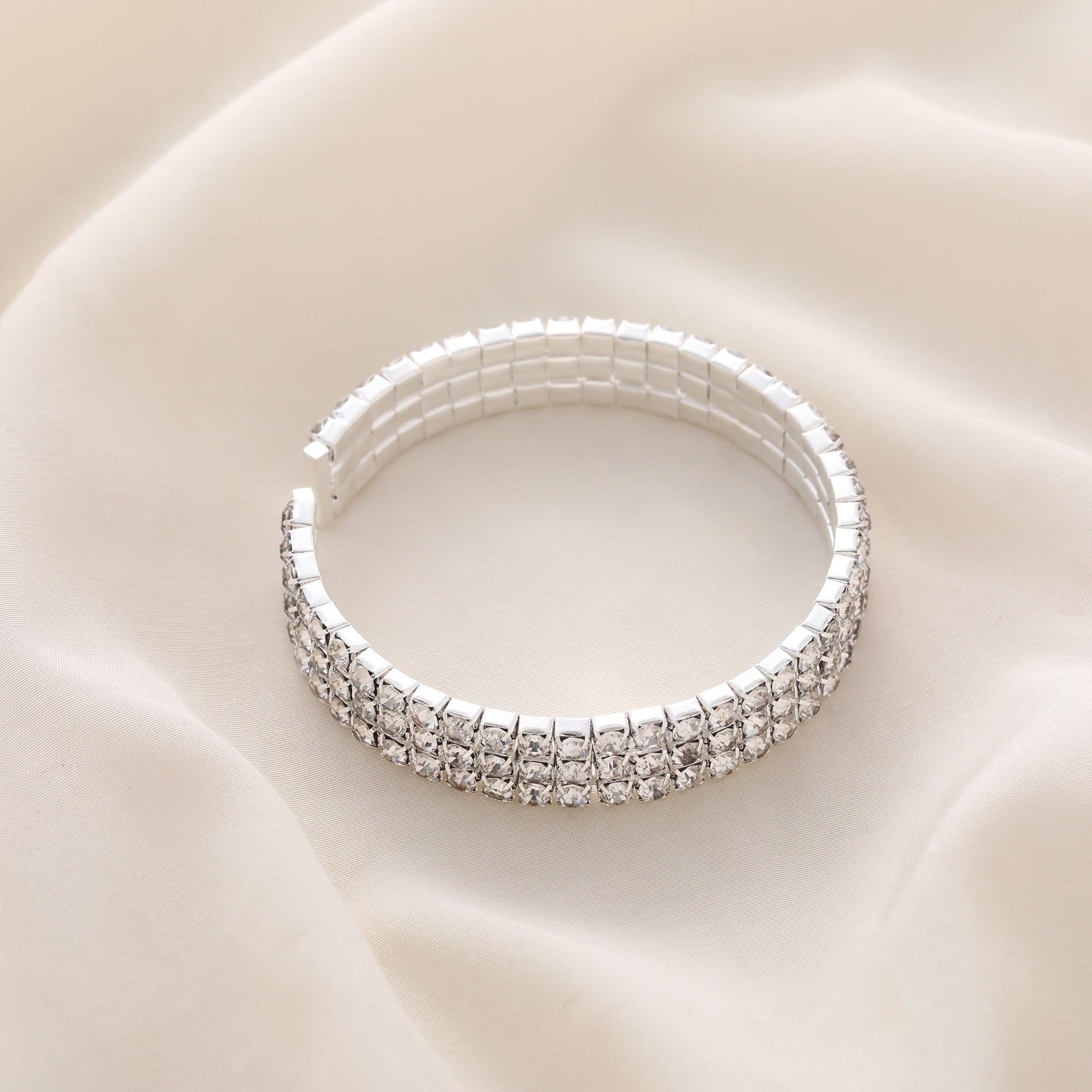 Romantic Bracelet for Special Moments