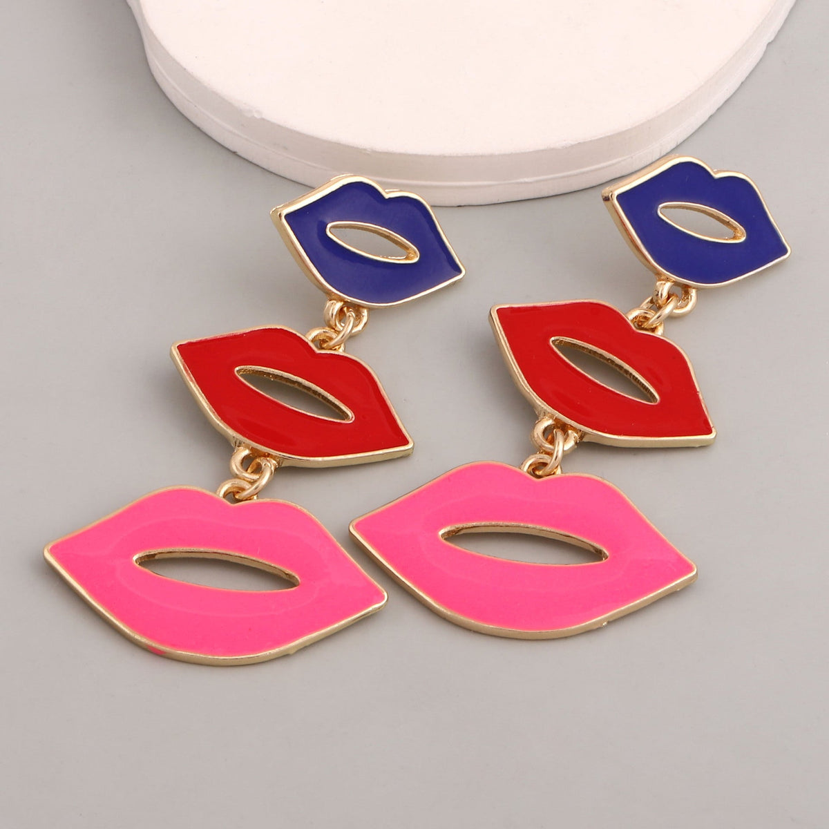 Classic Earring with Timeless Appeal